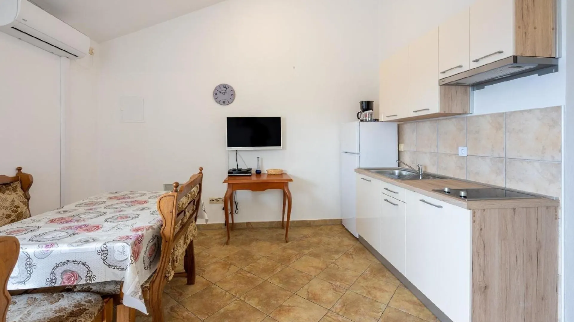 Ferienwohnung Fuer 4 Personen Ca 43 Qm In Crikvenica, Kvarner Bucht Crikvenica Und Umgebung Croatia